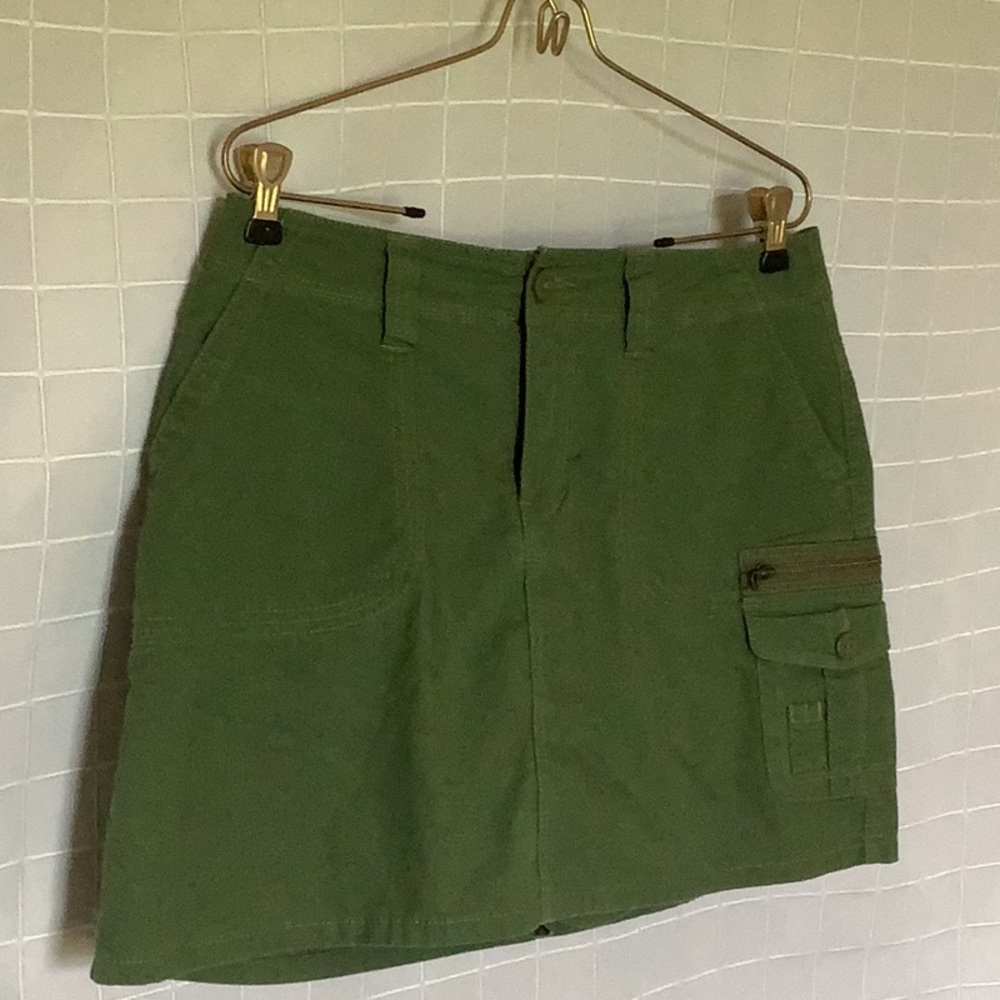 Army green Cargo Skort Size 12